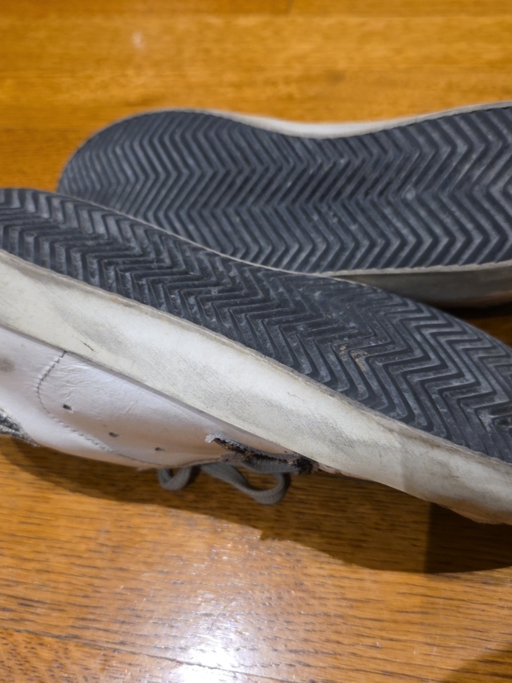 Golden Goose White Superstar Low-Top Sneakers - Picture 8 of 9